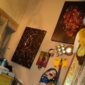 Elegant Floral Skeleton Canvas - Black and Gold